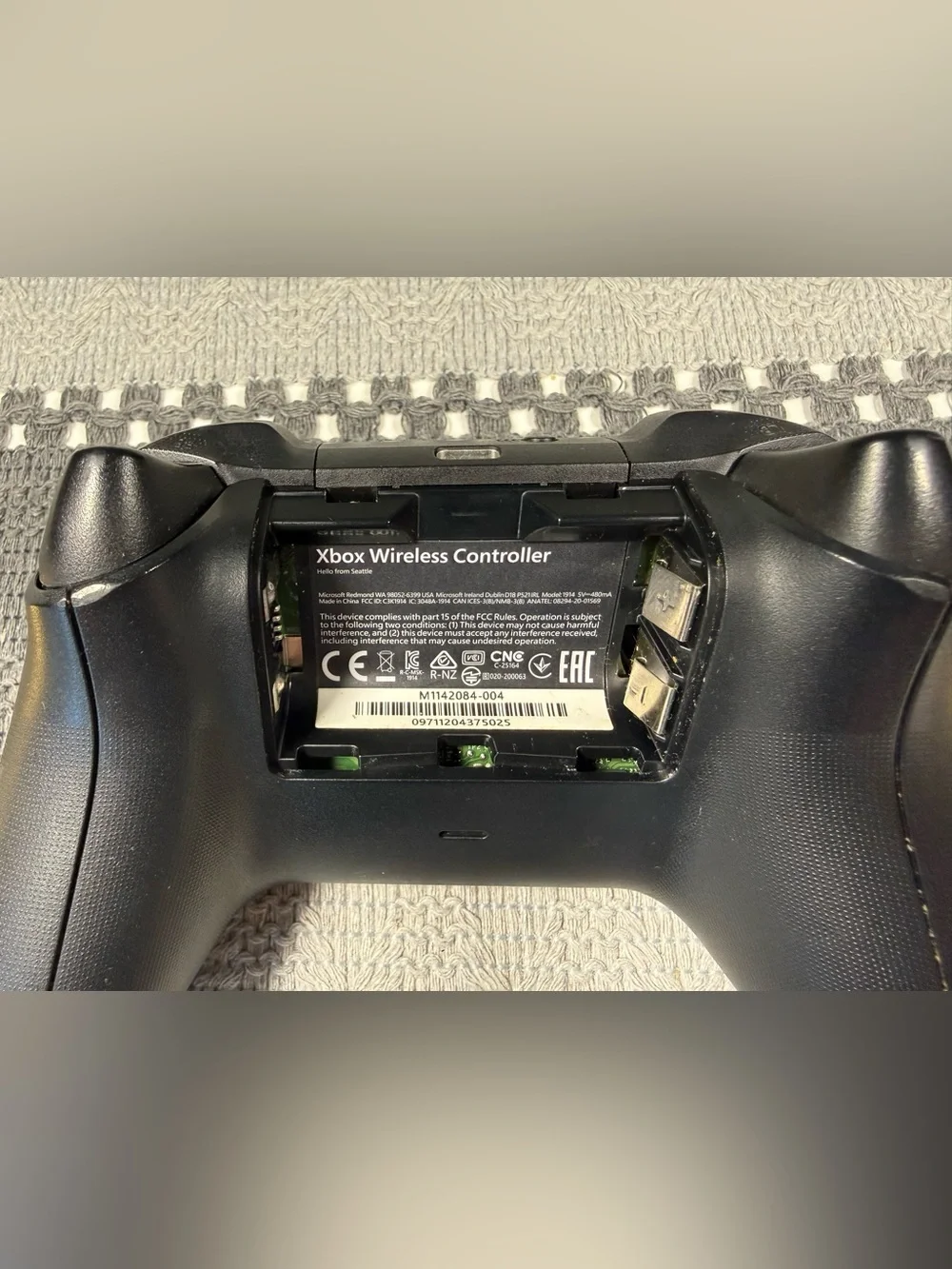 Microsoft Xbox Wireless Controller Carbon Black 1914. Tested.